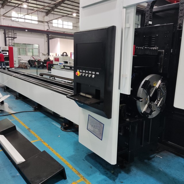 Tube Fiber Laser Cutting Machine