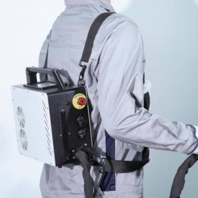 Backpack Type Portable Laser Cleaning Machine For Graffiti Paint And Oxide Removal